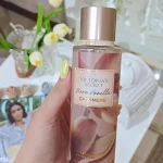 بادی اسپلش کشمیر ویکتوریا سکرت رایحه bara vanilla