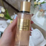 بادی اسپلش شاینی ویکتوریا سکرت رایحه BARE VANILLA