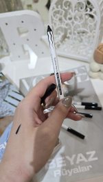 مداد چشم بل مدل کربن بلک ضد آب