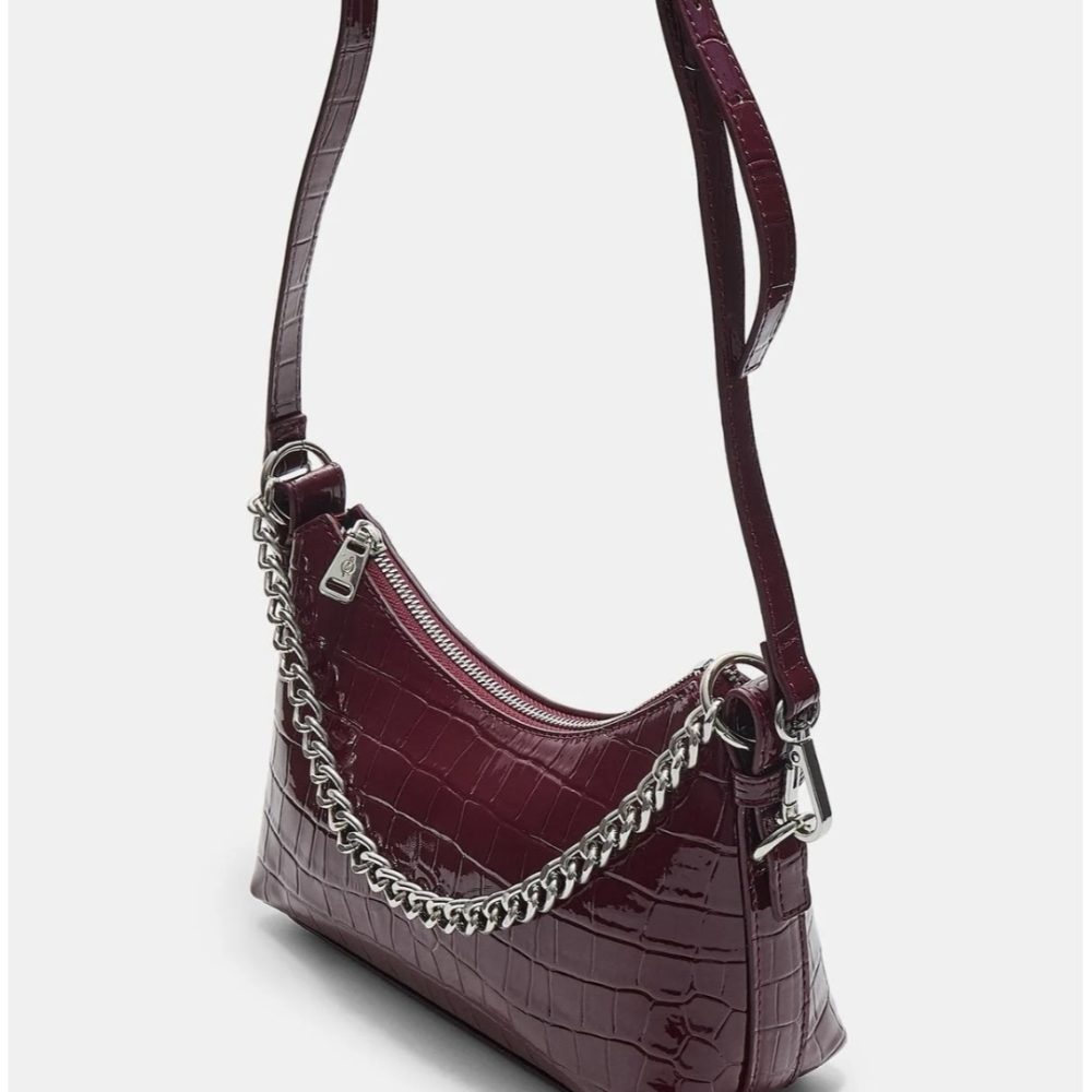 کیف  زرشکی stradivarius