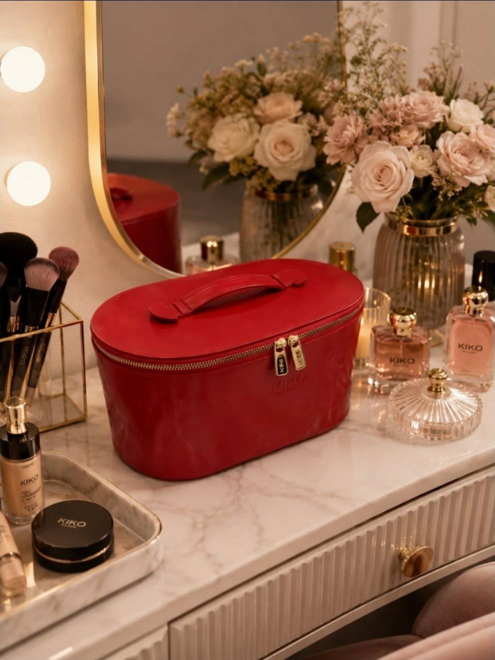 کیف آرایش قرمز کیکو kiko